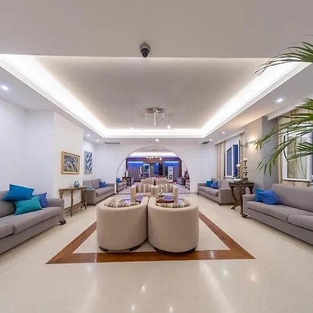 格拉罗斯海滩酒店