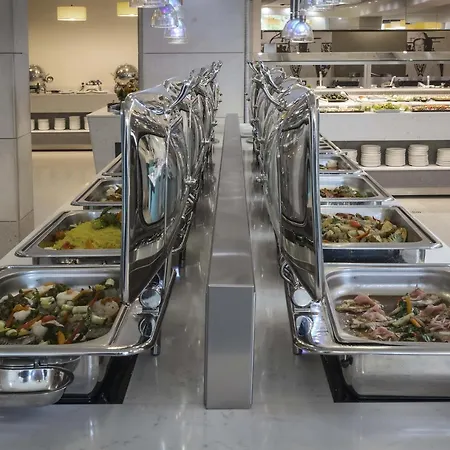 酒店 格拉罗斯海滩酒店 4*