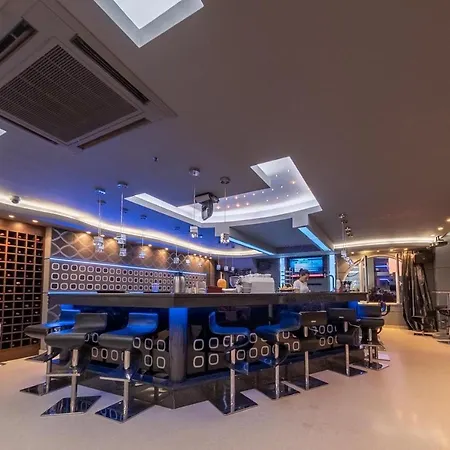 Glaros Otel 4*