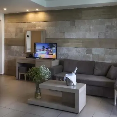 Otel Glaros 4*