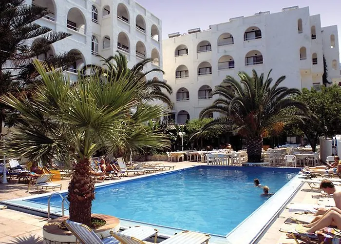 Ξενοδοχείο Glaros 4*